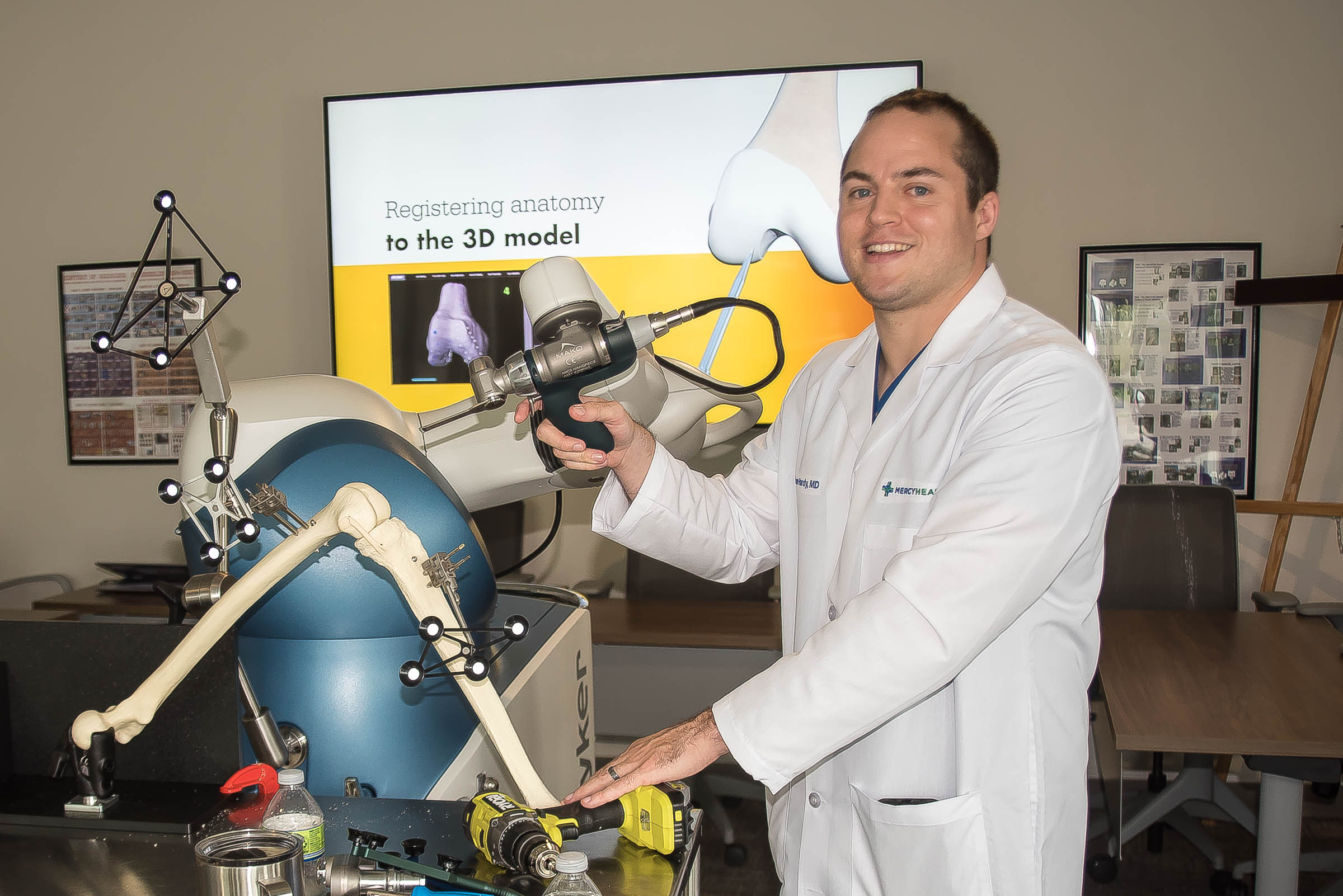 Innovative Robotic Technology Brings Personalized Joint Replacement to ...